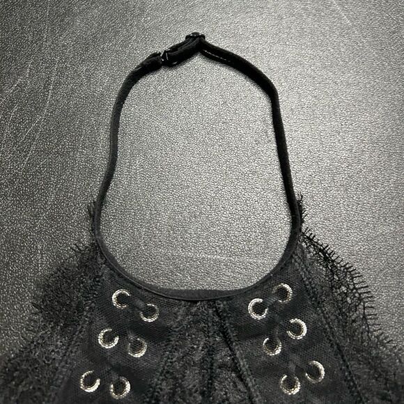 Victoria’s Secret Very Sexy Black Lace Halter Bralette - Picture 7 of 11